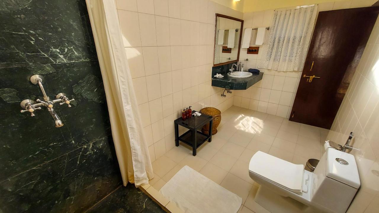 Bandhavgarh Jungle Lodge Tāla Exterior foto